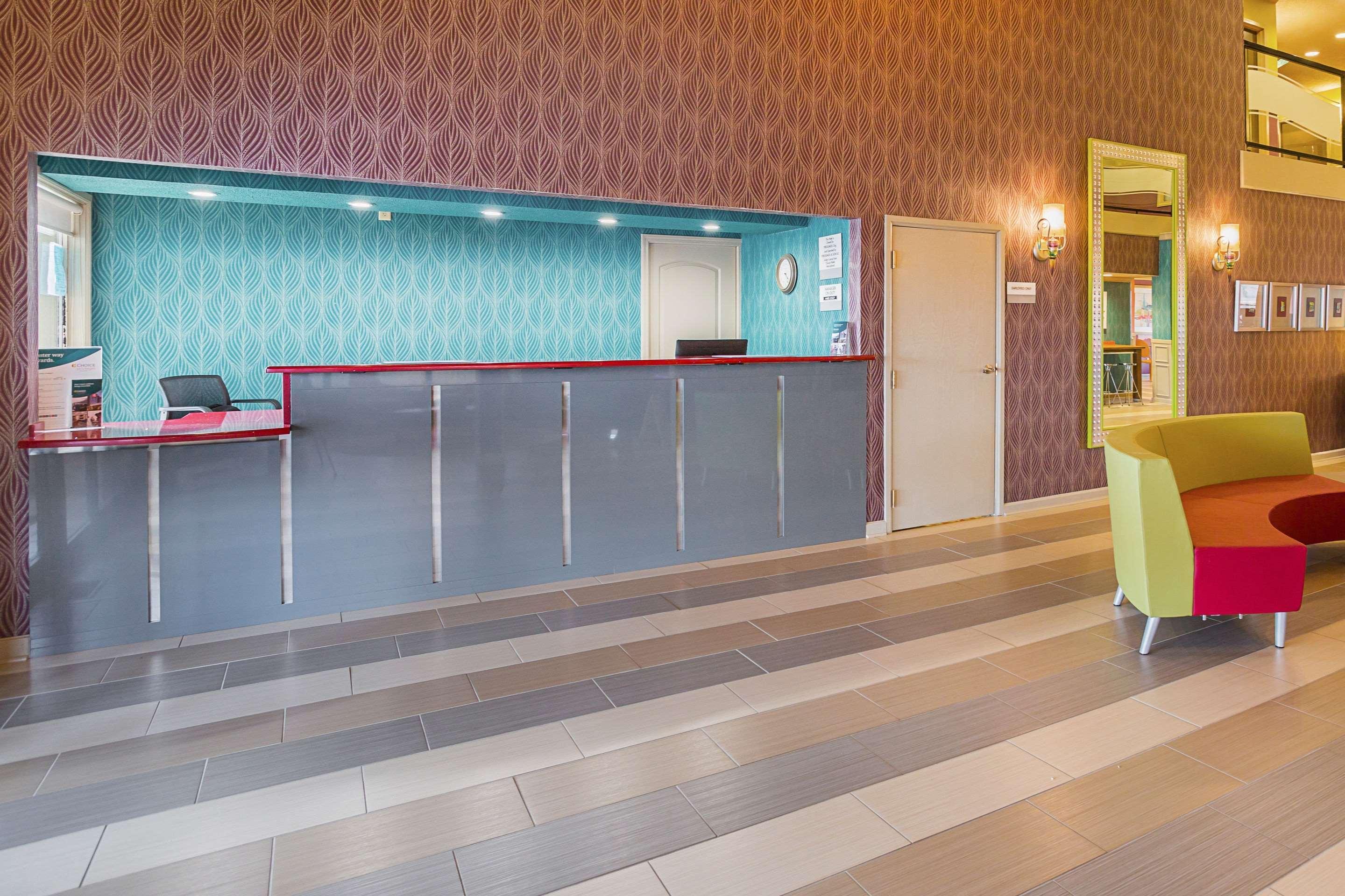 Clarion Inn & Suites Evansville Eksteriør billede